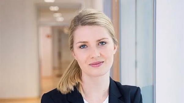 Liza- Chiara Sennholz, Senior Finanzierungsberaterin, Interhyp AG