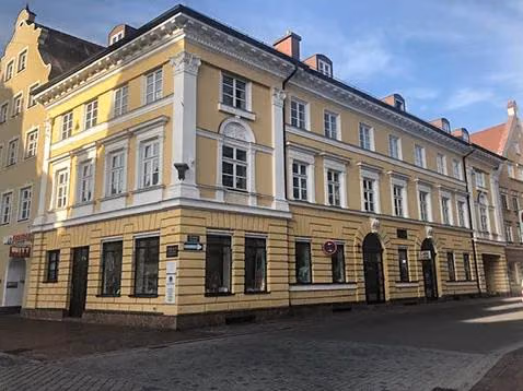 Außenansicht der Interhyp Geschäftsstelle Landshut, Neustadt 454
