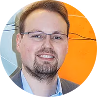 Porträt von Alexander Holtfoth, Leiter Interhyp Geschäftsstelle Gummersbach