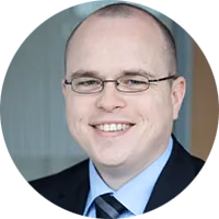 Porträt von Jan-Marc Krafczyk, Leiter Interhyp Geschäftsstelle Erlangen