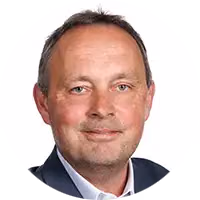 Porträt von Andreas Fütterer, Leiter Interhyp Geschäftsstelle Buxtehude.