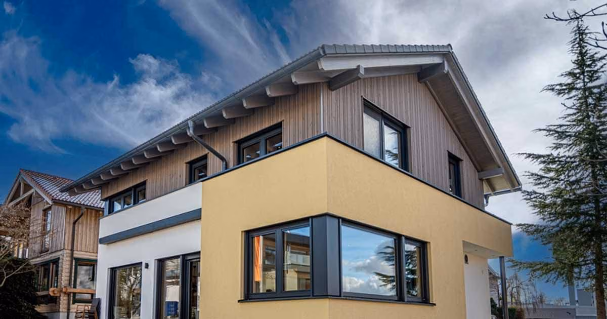 Ein neueres Haus als Symbol für Anschlussfinanzierung.