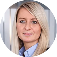 Porträt von Antonia Hillebrand, Leiterin Interhyp Niederlassung Bielefeld