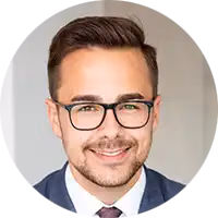 Porträt von Patrick Lork, Leiter Interhyp Niederlassung Hannover