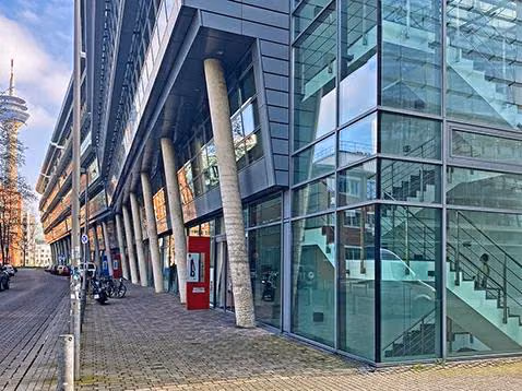 Außenansicht der Interhyp Niederlassung Düsseldorf, Zollhof 8