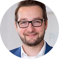 Porträt von Patrick Gerhardt, Leiter Interhyp Geschäftsstelle Gütersloh