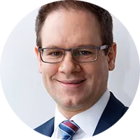 Porträt von Daniel Cestnik, Leiter Interhyp Geschäftsstelle Wuppertal